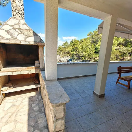 Robinson Monte Cristo アパート *