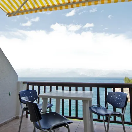 Robinson Monte Cristo Apartment Bogomolje