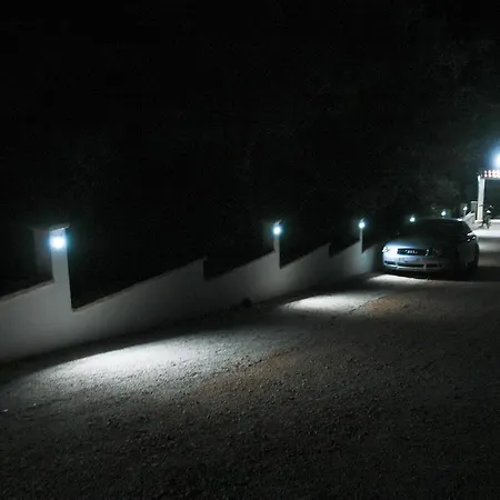 アパート Robinson Monte Cristo